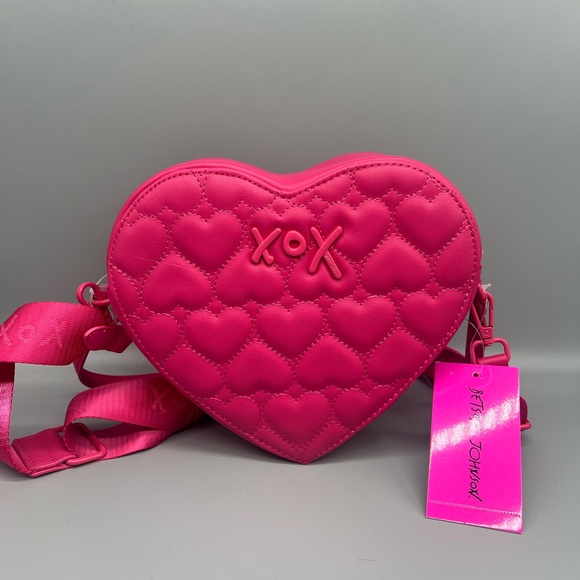 Betsey Johnson Handbags - Betsey Johnson quilted heart crossbody purse